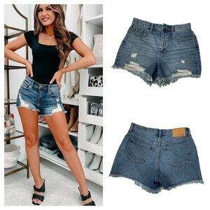 Sneak Peek High-Rise Shorts Cotton 100% size M